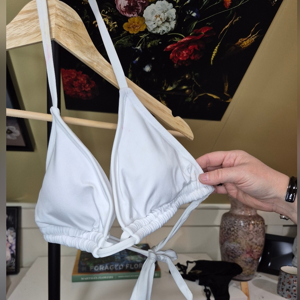 Kona Sol White Halter Bikini Top